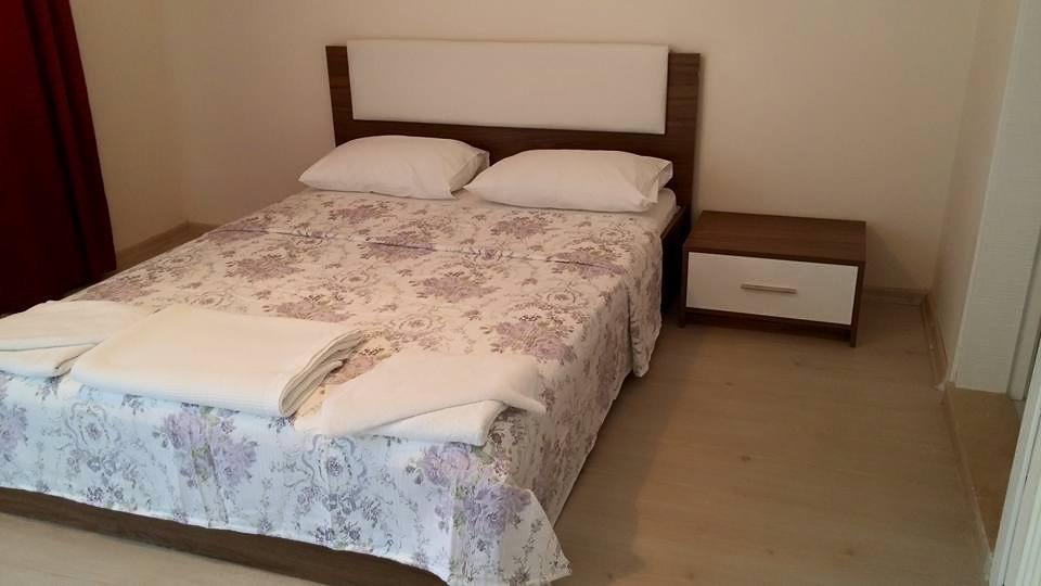 Çeşme Parla Apart Hotel מראה חיצוני תמונה