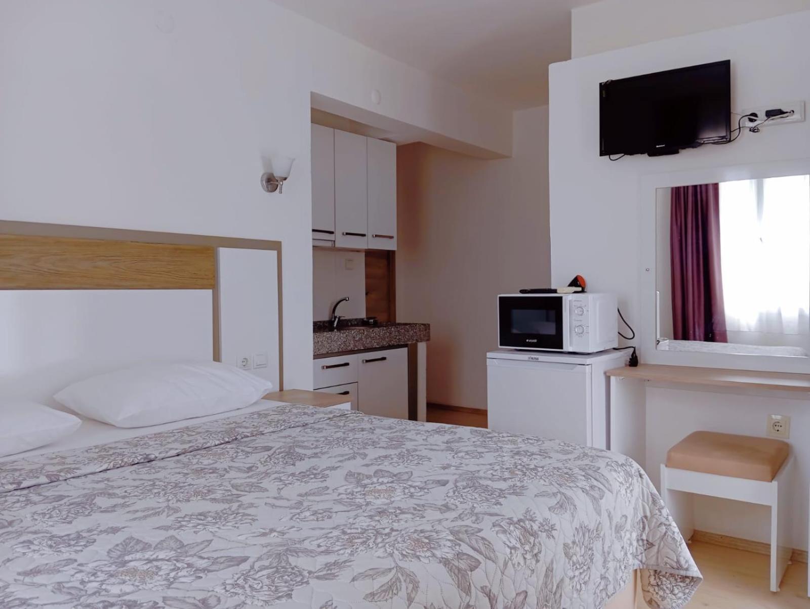 Çeşme Parla Apart Hotel מראה חיצוני תמונה