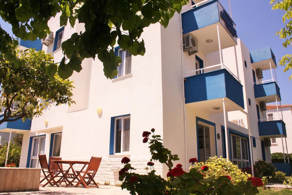 Çeşme Parla Apart Hotel מראה חיצוני תמונה