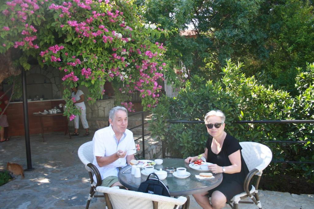 Çeşme Parla Apart Hotel מראה חיצוני תמונה