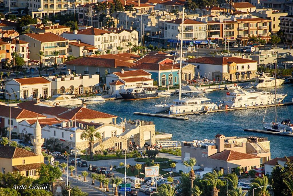 Çeşme Parla Apart Hotel מראה חיצוני תמונה